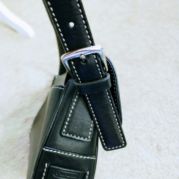 Coach Black Leather Shoulder Bag - Picture 13 of 16